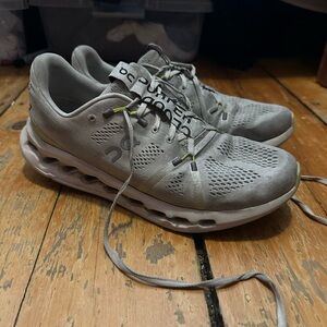 On Running Men's Gray Athletic Shoes